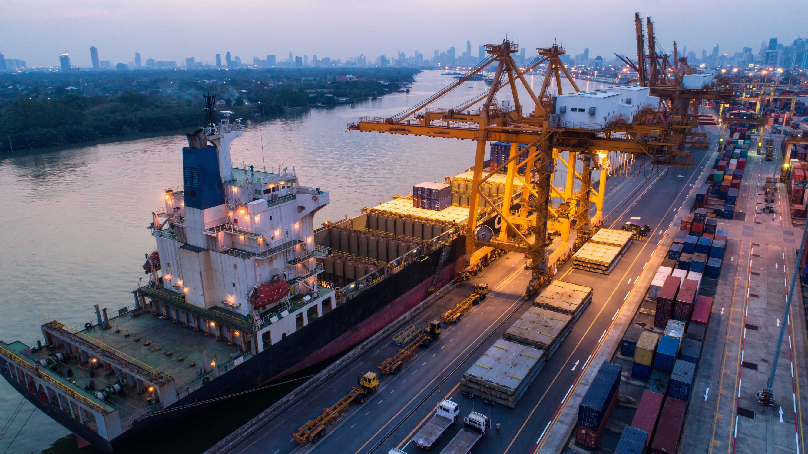 Port, containers and crane